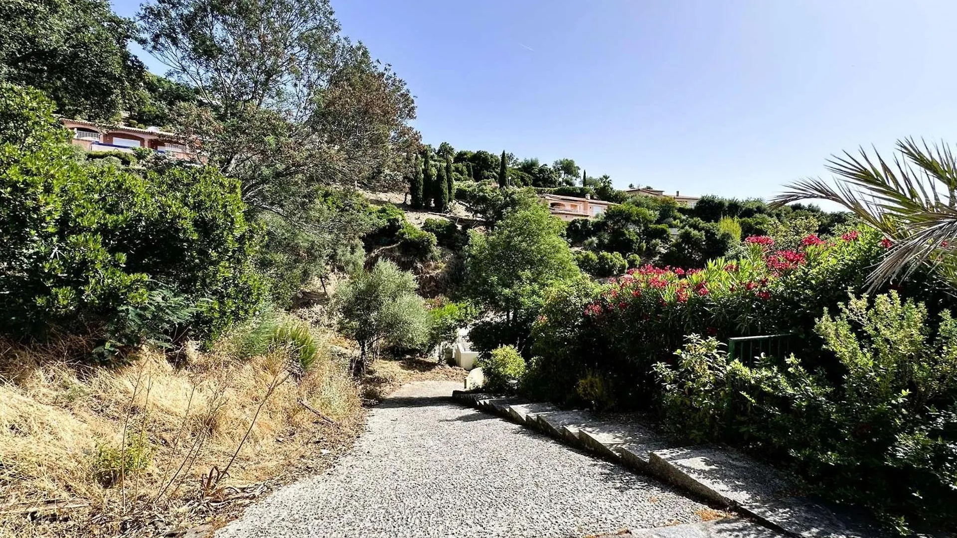 Villa La Courtade, Maison Pour 7 Personnes Dans Domaine Prive Avec Piscine A La Londe-Les-Maures Franciaország