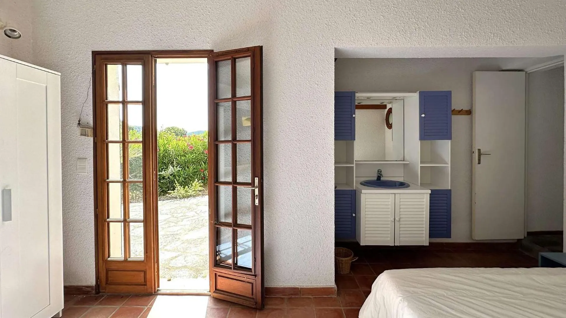 La Courtade, Maison Pour 7 Personnes Dans Domaine Prive Avec Piscine A La Londe-Les-Maures